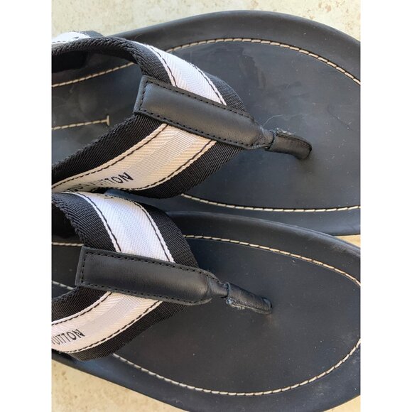 Louis Vuitton Black & White Thong Sandals Size 13 - Picture 13 of 13